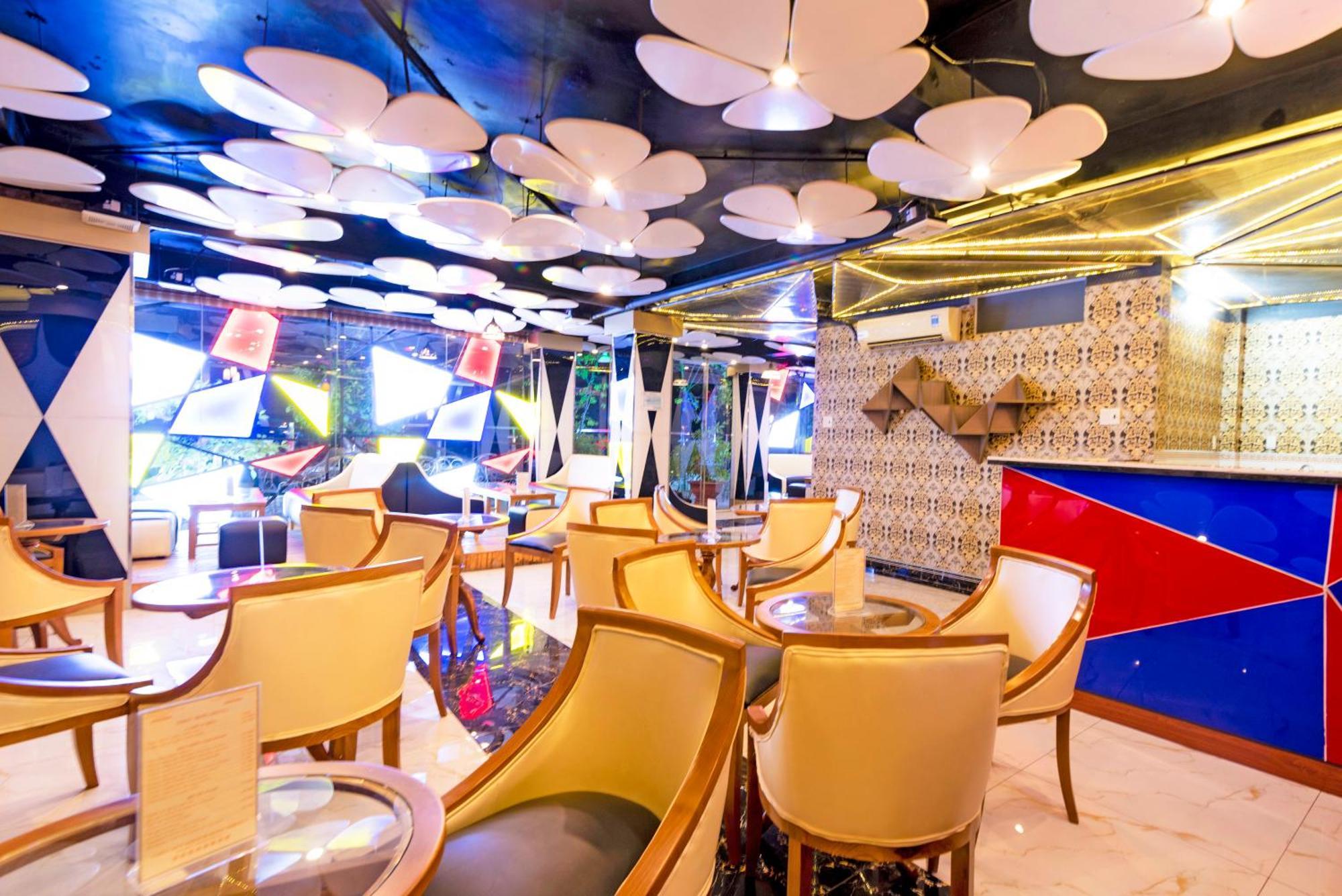 Venus Hotel Ho Chi Minh City Bagian luar foto